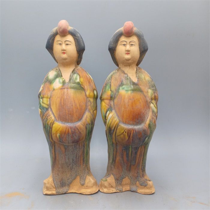 คอลเลกชันเก่า รูปปั้นหญิงสาวทา - Vintage Collectible Pottery บทวิจารณ์และราคา