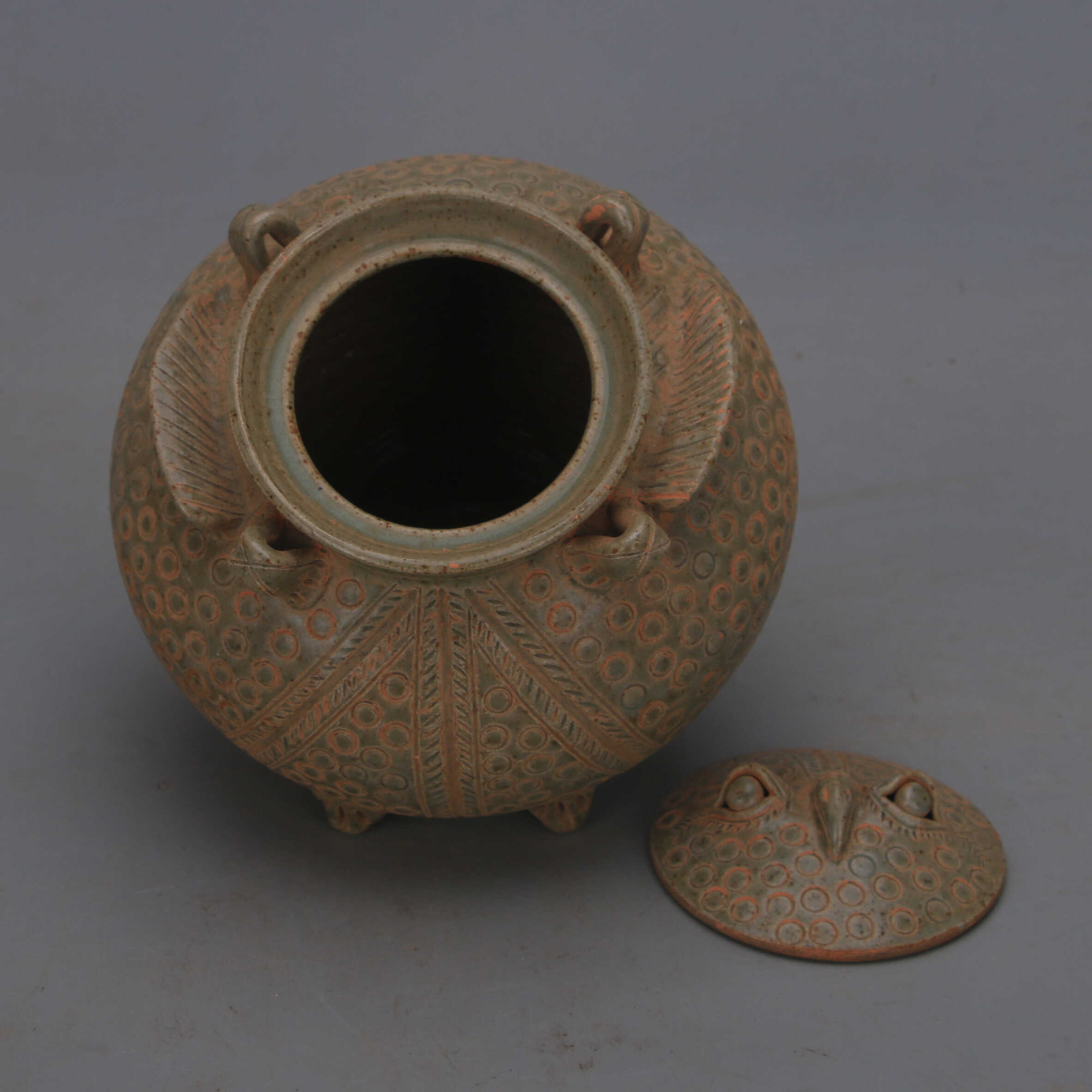 โถเซรามิกสีเขียวหยกสไตล์โบราณส - Vintage Collectible Pottery บทวิจารณ์และราคา